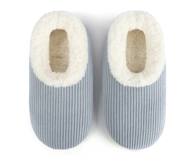SNOOZIES! WOMEN'S SOLID CORDUROY SLIPPER