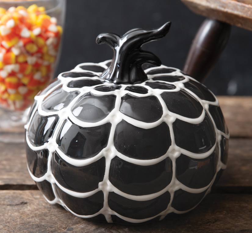 PORCELAIN SPIDERWEB PUMPKIN