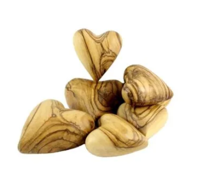 OLIVE WOOD HEART - ASSORTED