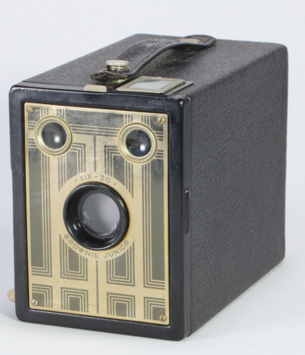 KODAK SIX-20 ART DECO BROWNIE JUNIOR CAMERA