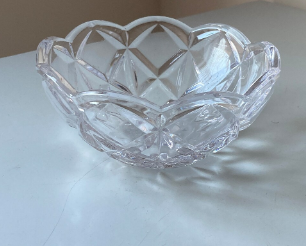 WATERFORD MARQUIS CRYSTAL BOWL - AMWAY DIAMOND COLLECTION