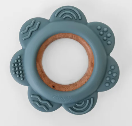 CALLA & FRIENDS GARDEN PARTY TEETHER COLLECTION SILICONE & BEECHWOOD FLOWER