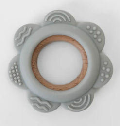 CALLA & FRIENDS GARDEN PARTY TEETHER COLLECTION SILICONE & BEECHWOOD FLOWER