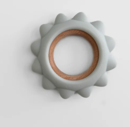 CALLA & FRIENDS GARDEN PARTY TEETHER COLLECTION -SILICONE & BEECHWOOD SUNSHINE