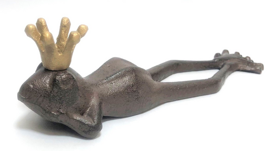 CAST IRON FROG KING 9"x2"x2"
