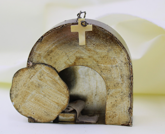 EMPTY TOMB 3"x1"x3"