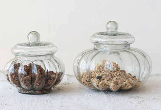 ROUND RIBBED GLASS JAR WITH LID