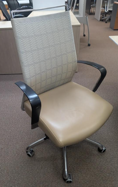 KRUG DORSO HIGH BACK TASK CHAIR WITH LEATHER SEAT AND CHROME BASE
