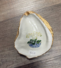 DECOUPAGE SHELLS