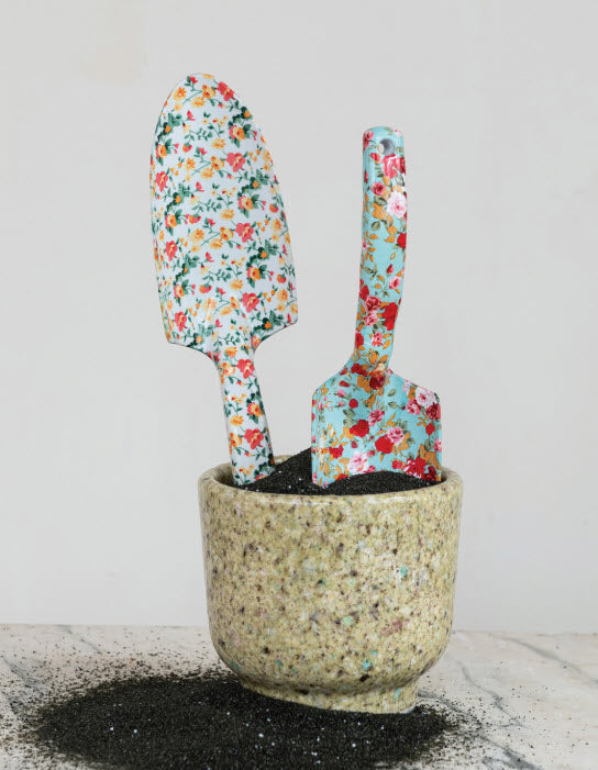 ALUMINUM GARDEN SPADE AND PRUNING SHEARS WITH FLORAL PATTERN - ASSORTED
