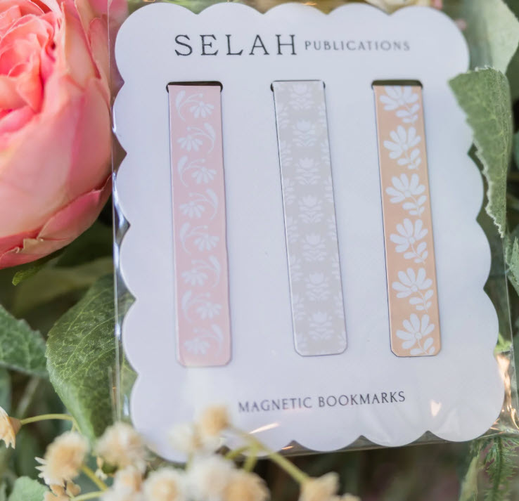 SELAH PUBLICATIONS MAGNETIC BOOKMARK - SET OF 3 - ASSORTED