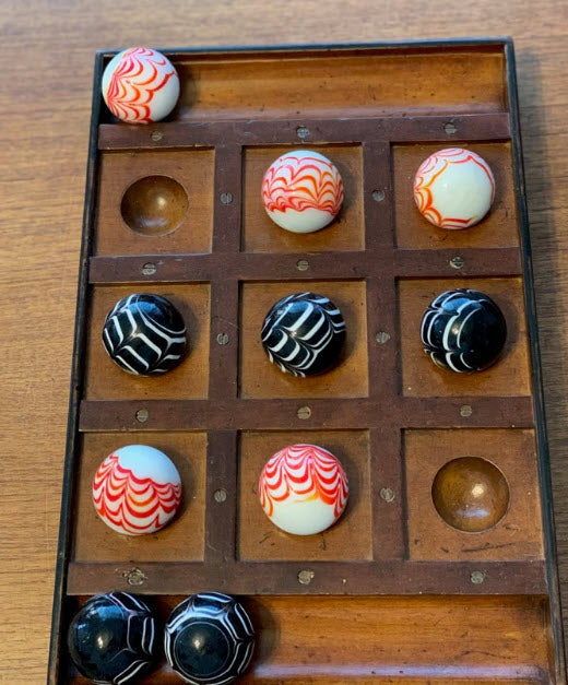VINTAGE VENETIAN TIC-TAC-TOE GAME WITH LARGE GLASS MARBLE PLAYING PIECES