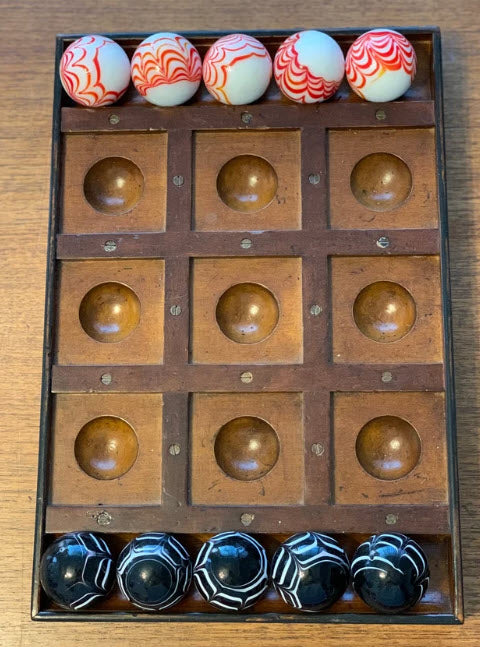 VINTAGE VENETIAN TIC-TAC-TOE GAME WITH LARGE GLASS MARBLE PLAYING PIECES