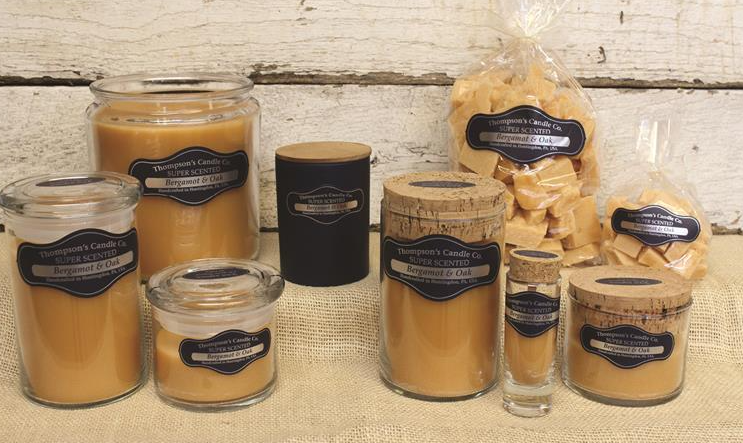 THOMPSON'S CANDLE CO. SUPER SCENTED ORIGINALS- HOLIDAY - BERGAMOT & OAK