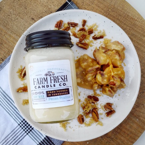 FARM FRESH CANDLE CO. SOY CANDLES AND WAX - HOLIDAY ASSORTED