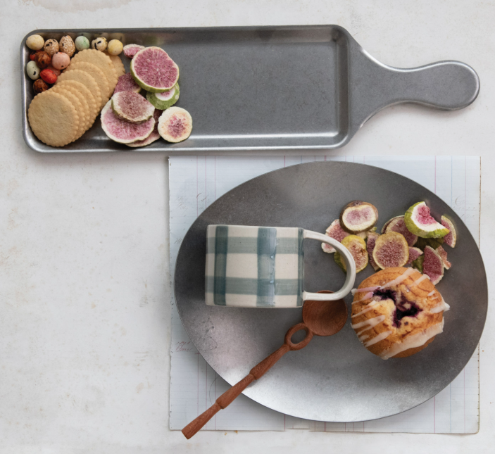 STAINLESS STEEL SERVING TRAY W/ HANDLE - PEWTER FINISH