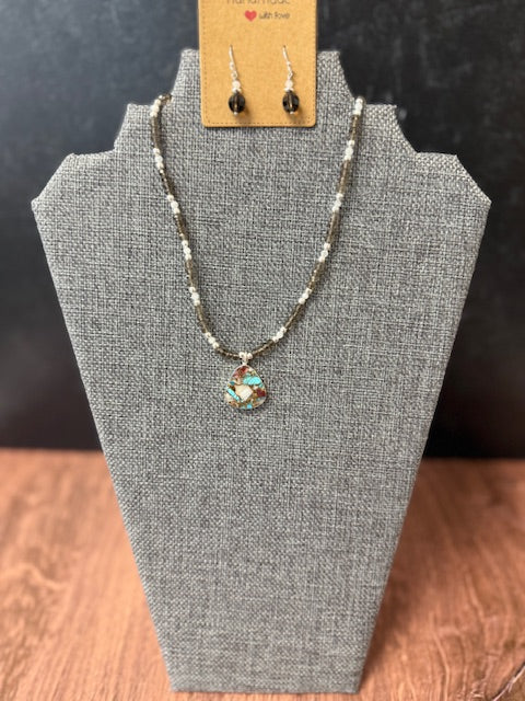 JANNIES JEWELS - 160 SILVER CHOCOLATE TURQUOISE & SMOKEY QUARTZ NECKLACE