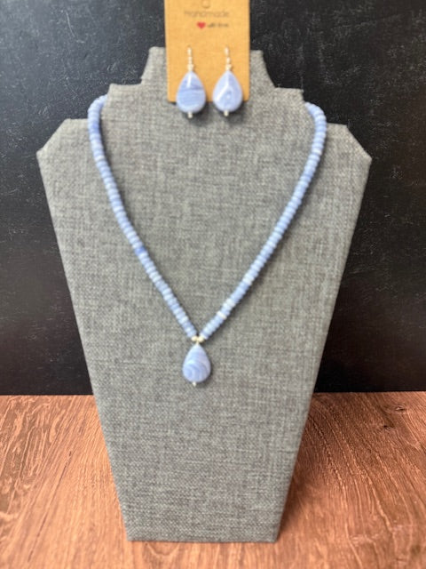 JANNIES JEWELS - 168 SILVER BLUE LACE AGATE EARRINGS