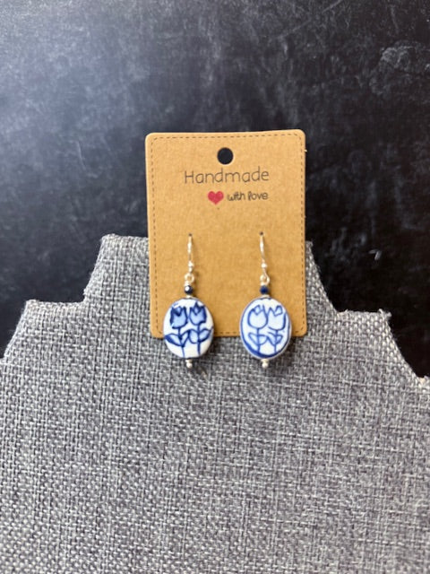 JANNIES JEWELS 147 SILVER LAPIS & PORCELAIN BEAD EARRINGS