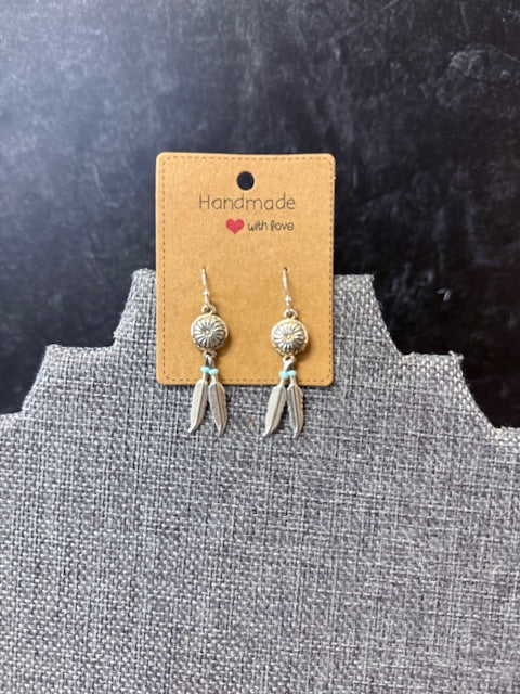 JANNIES JEWELS -142 SILVER SOUTHWEST FEATHER EARRINGS