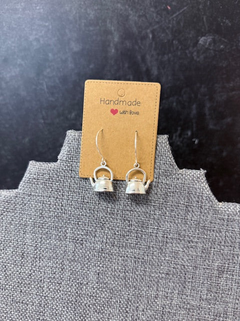 JANNIES JEWELS - 144 SILVER TEA POT EARRINGS