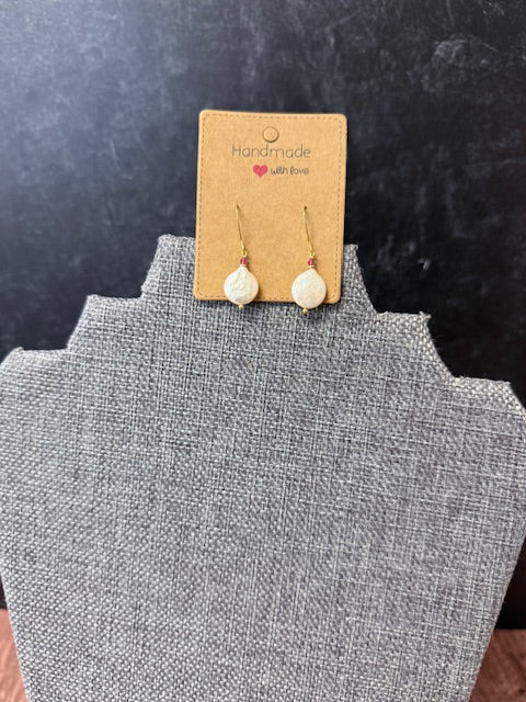 JANNIES JEWELS - 202 GOLD WHITE COIN PEARL EARRINGS
