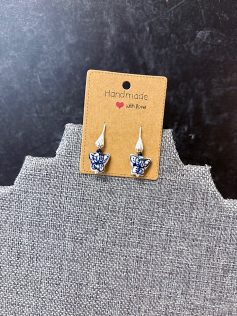 JANNIES JEWELS - 143 SILVER BUTTERFLY SLINEL EARRINGS