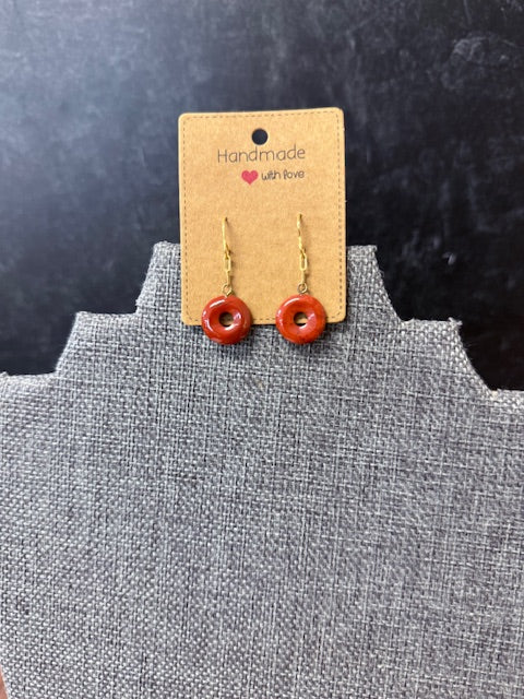JANNIES JEWELS -129 RED AGATE EARRINGS