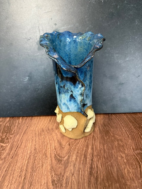 BEAR WALLOW POTTERY BY JANNA COX - SEA SHELL COLLECTION - ASSORTED