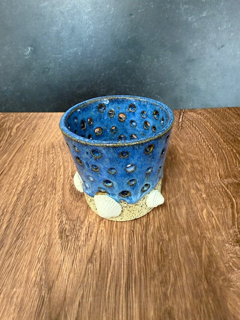 BEAR WALLOW POTTERY BY JANNA COX - SEA SHELL COLLECTION - ASSORTED