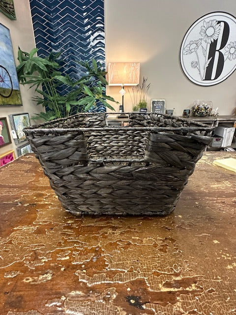 DARK WOVEN BASKET