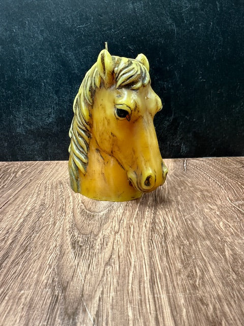 HORSE HEAD CANDLE