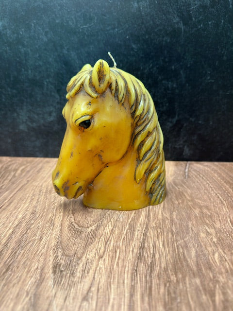 HORSE HEAD CANDLE