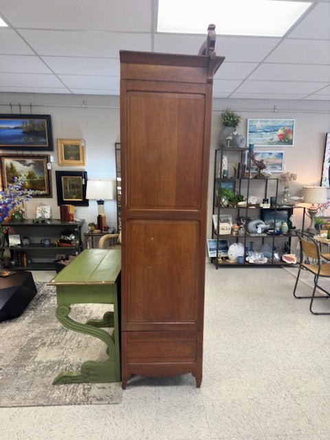 BELGIAN MID-1920'S ART DECO STYLE OAK MIRRORED ARMOIRE