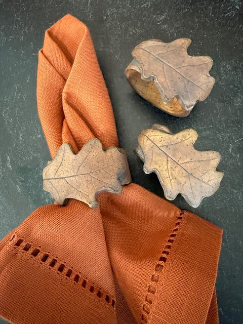 POTTERY BY SARAH FORNO - LEAF NAPKIN RINGS