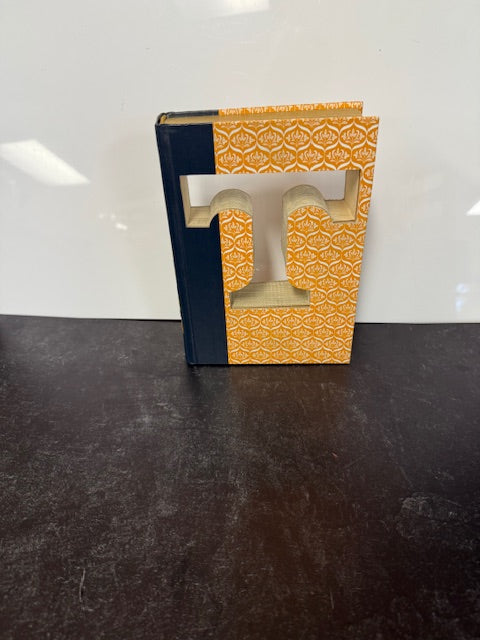 LL.NET CUTOUT DESIGNS IN BOOKS - ASSORTED
