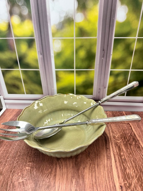 VINTAGE SILVER AND MOTHER OF PEARL SALAD SERVING UTENSILS