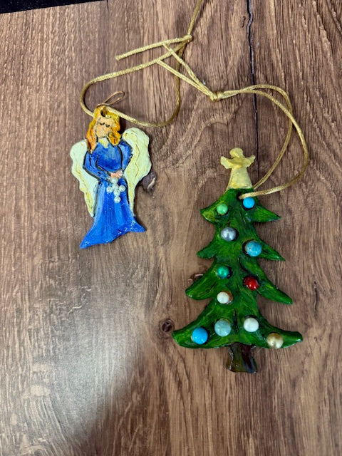 ARTISTIC EXPRESSIONS, LLC. HOLIDAY ARTWORK