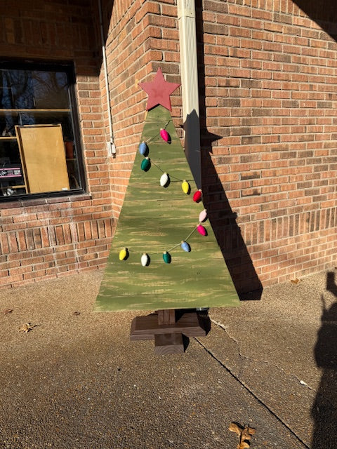 LOCALLY MADE BY JINGO WORKS - GREEN WOOD PALLET CHRISTMAS TREE 40" x 67"