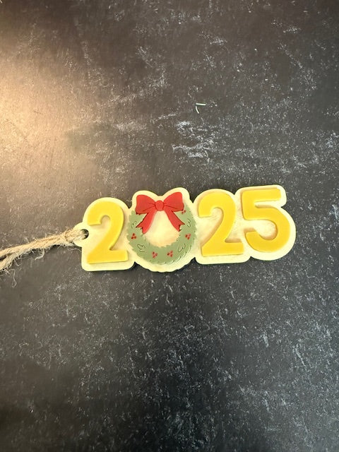 FIDDLE & GRACE CHRISTMAS ORNAMENTS - ASSORTED