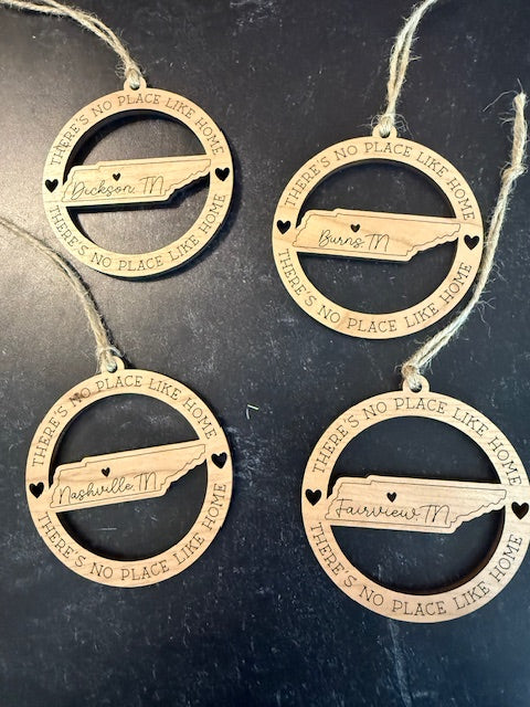 FIDDLE & GRACE CHRISTMAS ORNAMENTS - ASSORTED