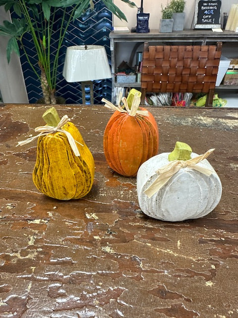 RAFFIA BOW PUMPKINS - ASSORTED