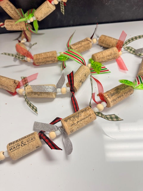 HOLIDAY 12' WINE CORK GARLAND WITH RIBBONS AND BEADS BY DEE - ASSORTED