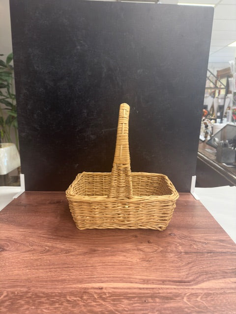 HANDMADE WOVEN WICKER BASKET WITH HANDLE - ASSORTED SIZES