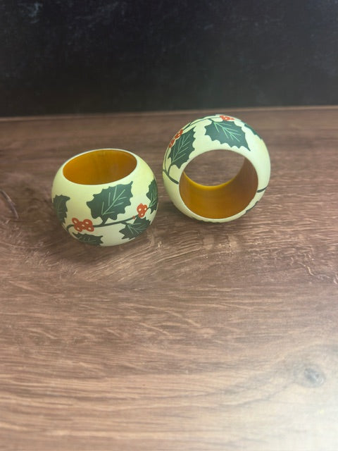 VINTAGE HAND PAINTED NAPKIN RINGS - ASSORTED