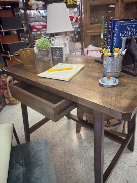 RUSTIC WOOD DESK 21.75" x 33"