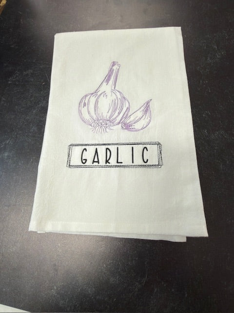 ANNE VAN & CO. EMBROIDERED TEA TOWELS