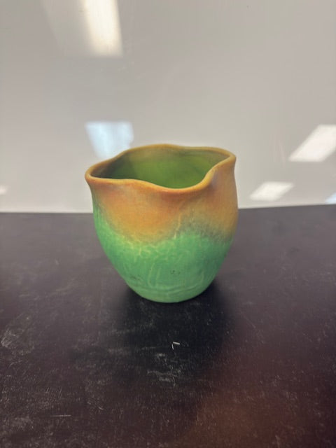 VINTAGE WELLER POTTERY WAVY GREEN VASE