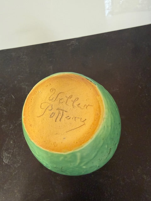 VINTAGE WELLER POTTERY WAVY GREEN VASE