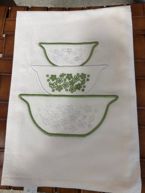 ANNE VAN & CO. EMBROIDERED TEA TOWELS